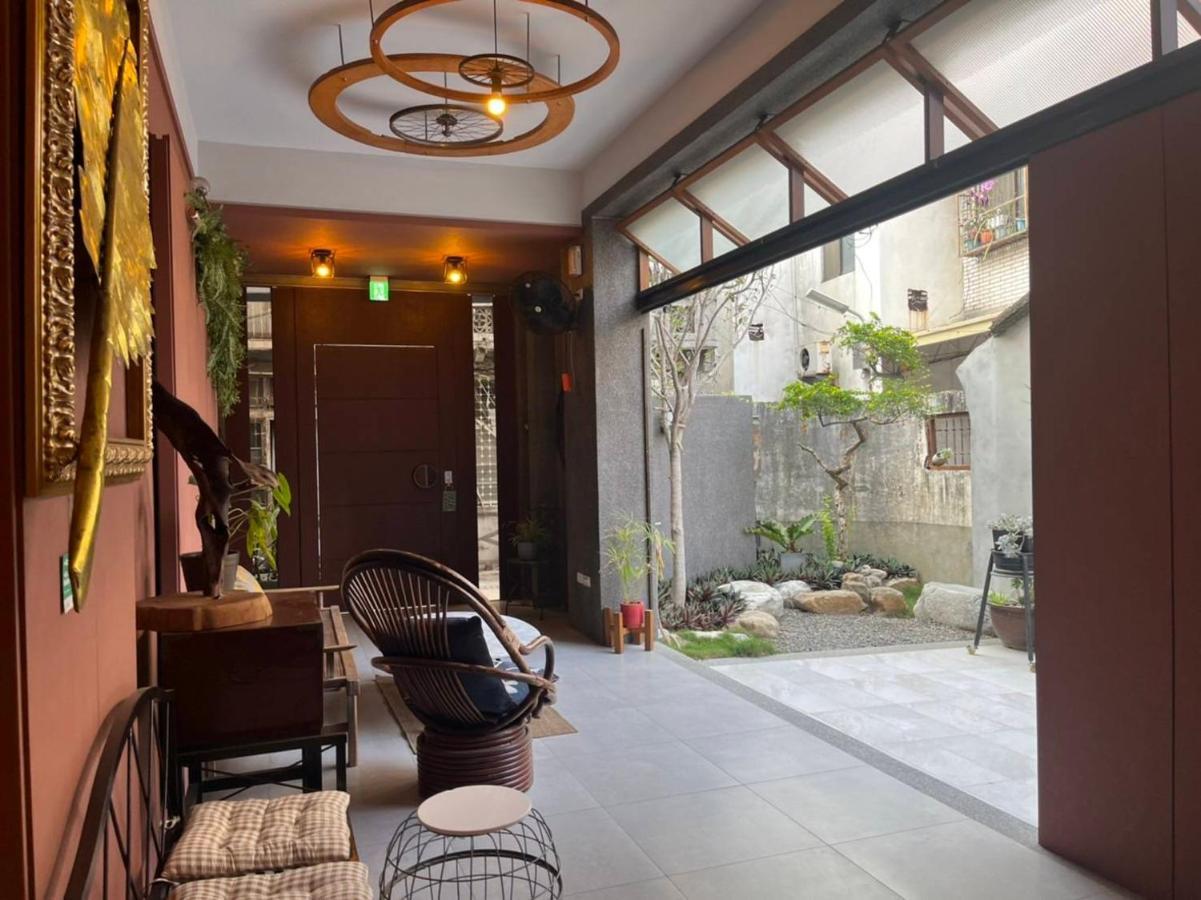 Fu'S House 52 Hotel Tainan Buitenkant foto
